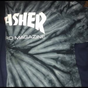 black and grey thrasher shirt 🦋❄️